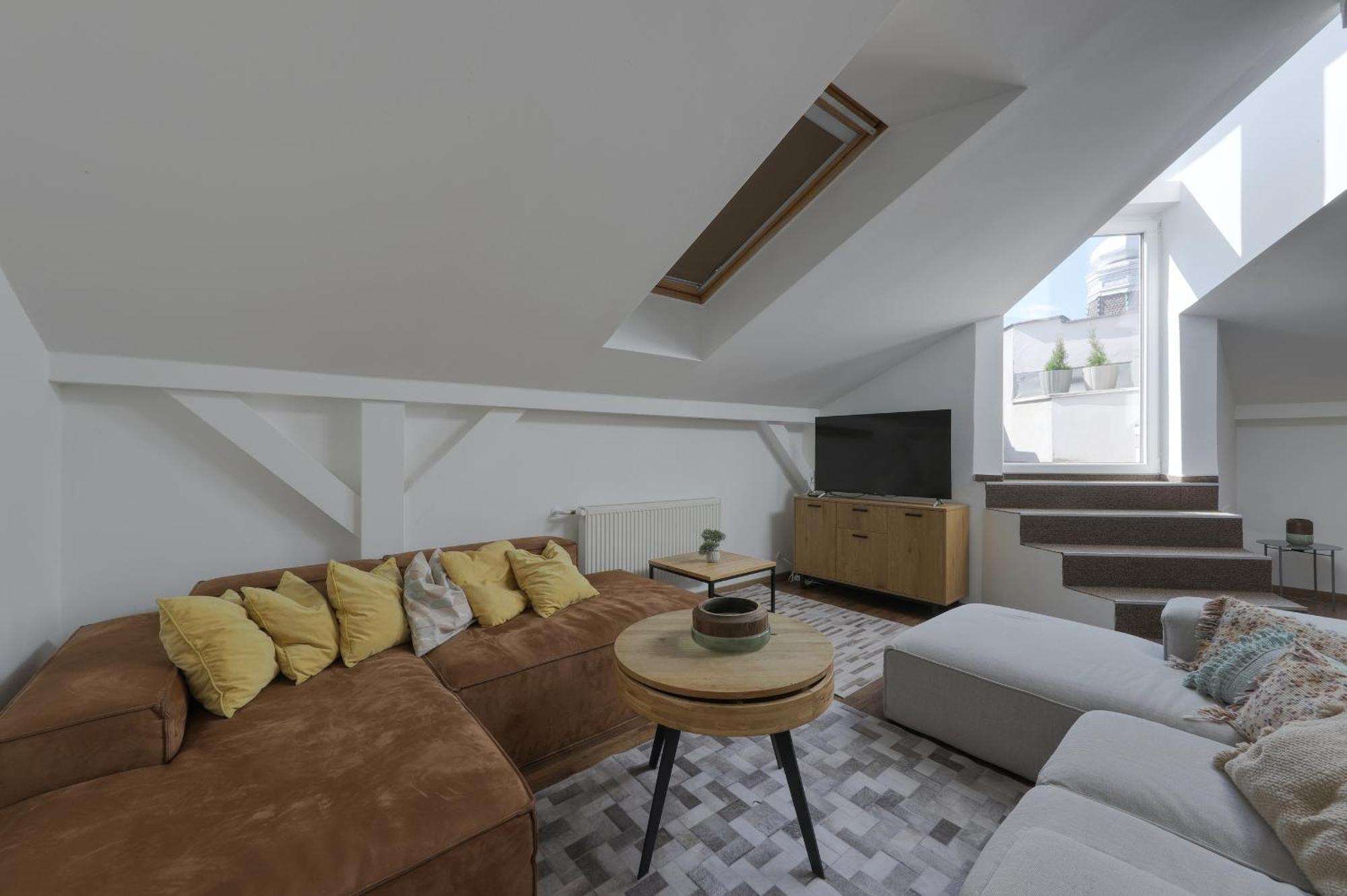 Aneri Apartment Old Town Bratislava Ngoại thất bức ảnh