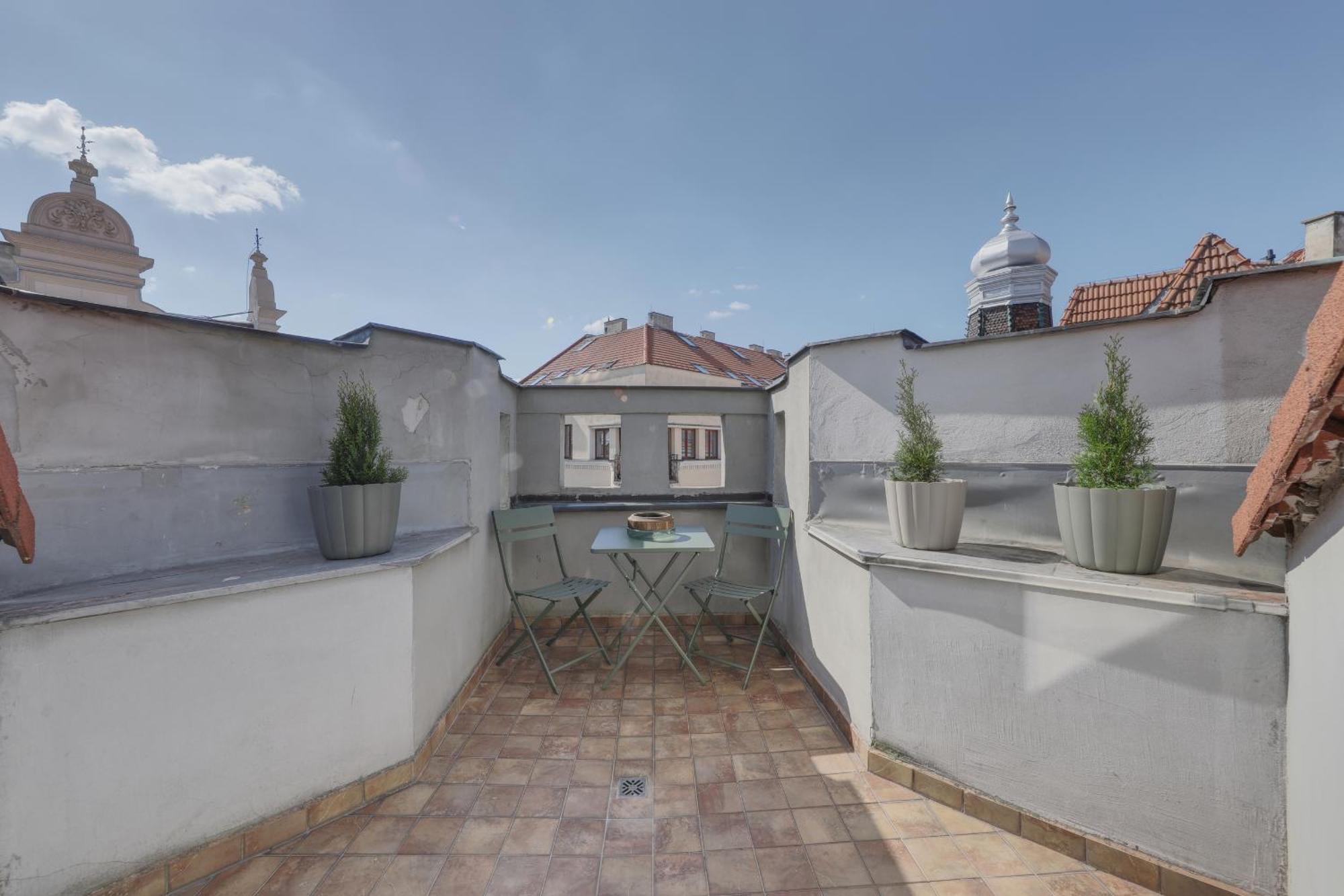 Aneri Apartment Old Town Bratislava Ngoại thất bức ảnh