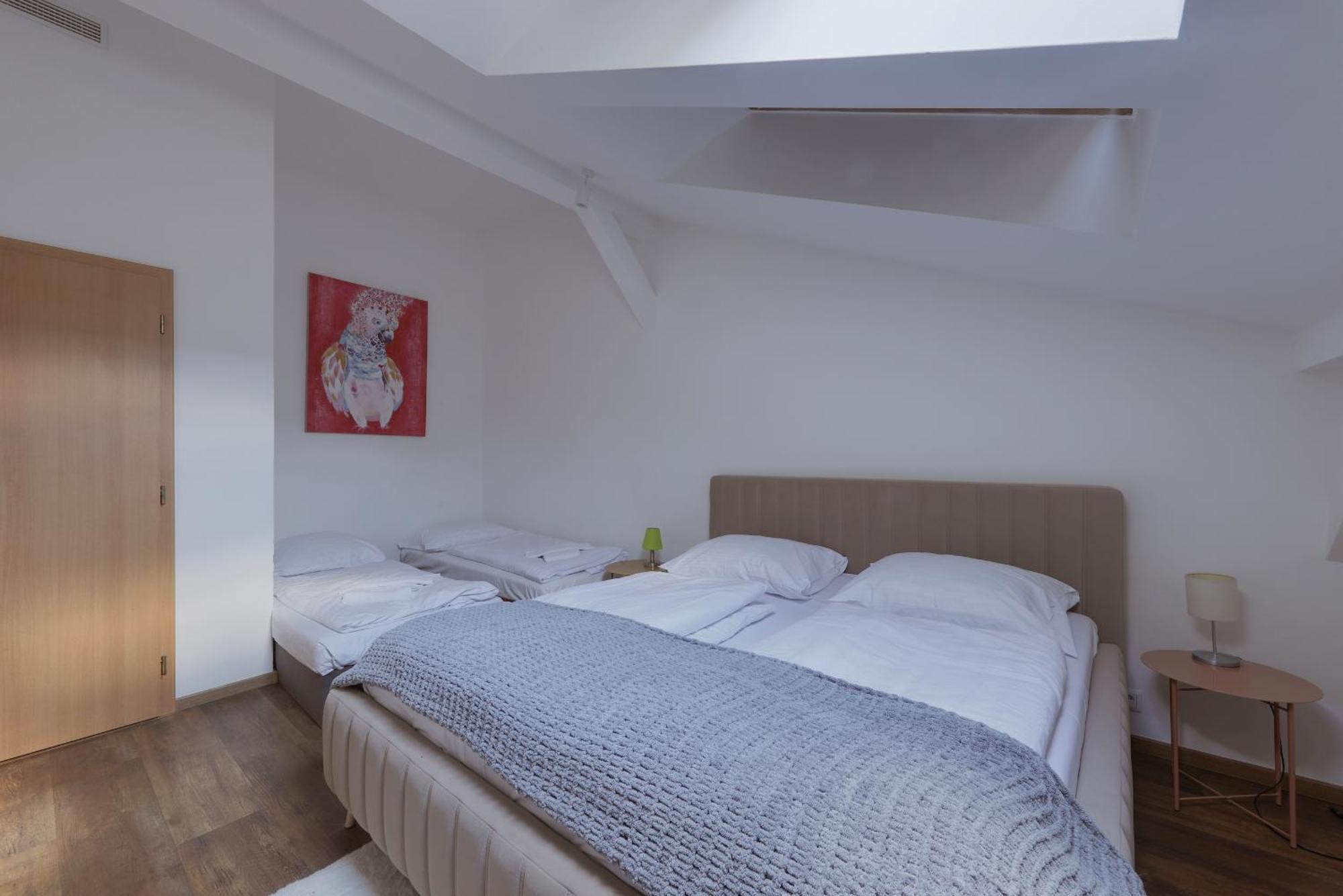 Aneri Apartment Old Town Bratislava Ngoại thất bức ảnh