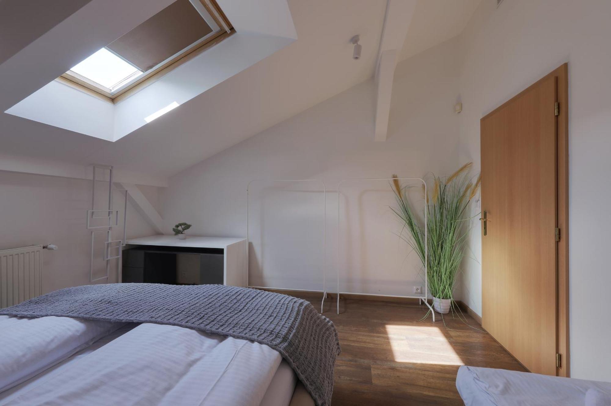 Aneri Apartment Old Town Bratislava Ngoại thất bức ảnh